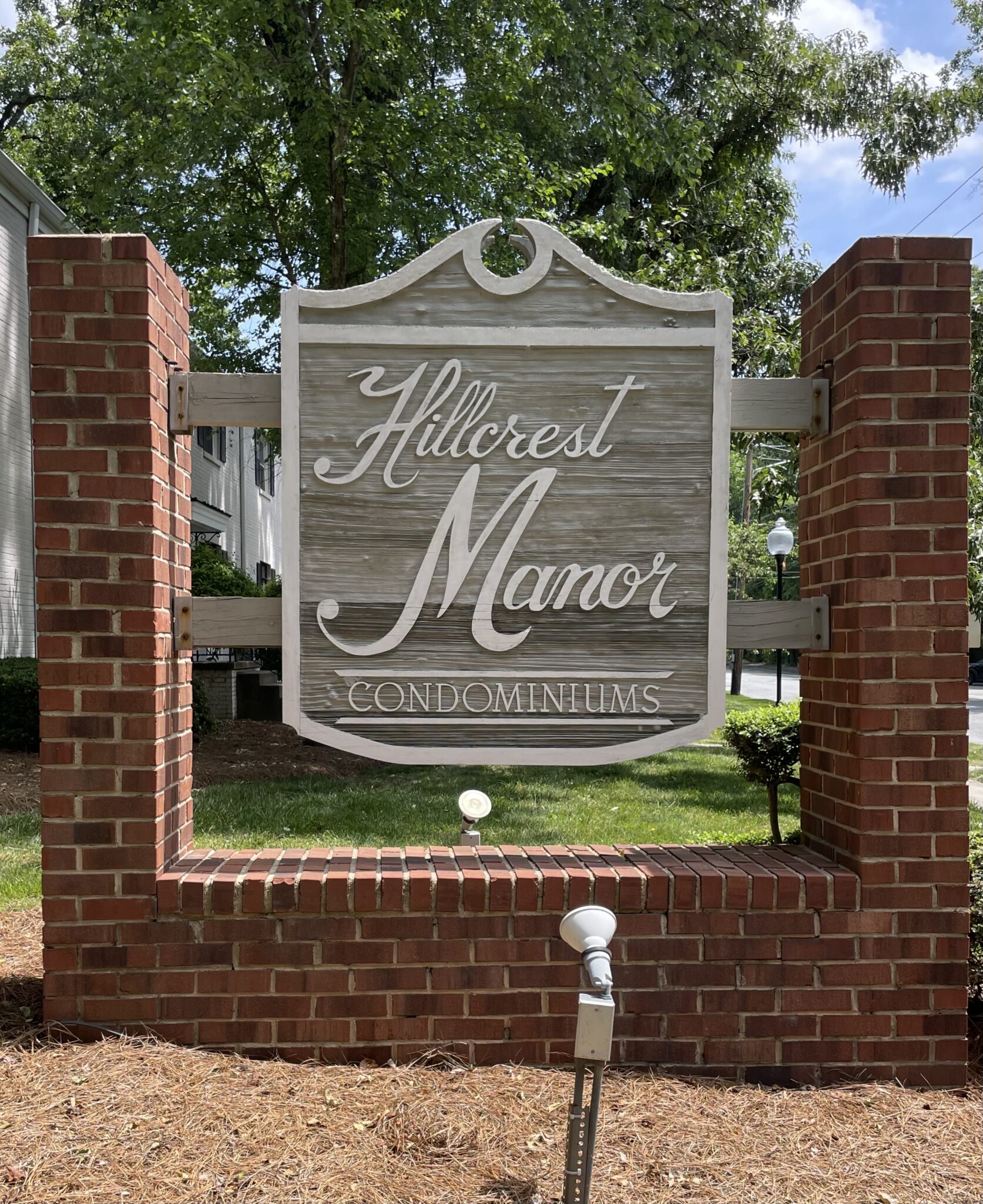 Hillcrest Manor HOA Lambeth Management & Realty, Inc.
